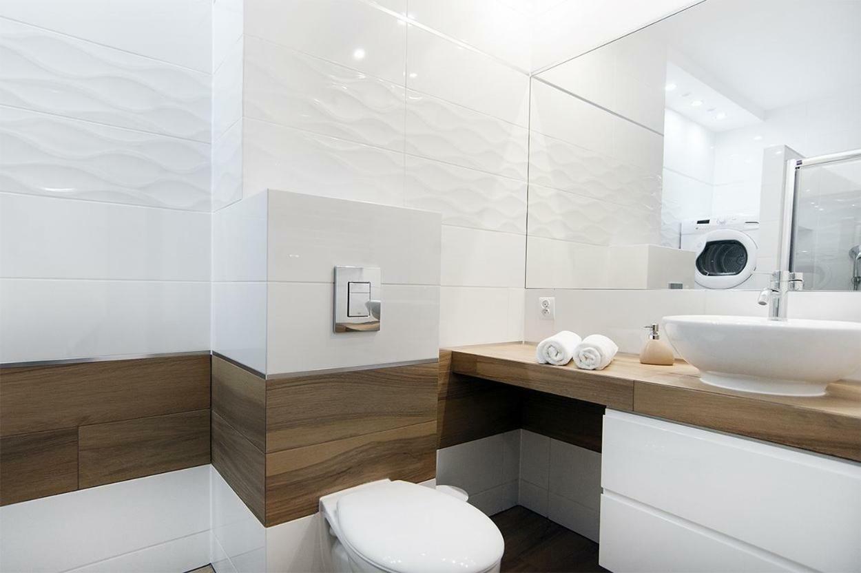 Good Time Apartments Koscielna 17 19 พอซนาน ภายนอก รูปภาพ